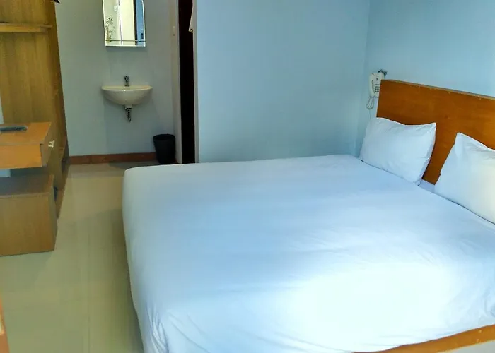 ホリデーパーク Amelle & Residences 4*
